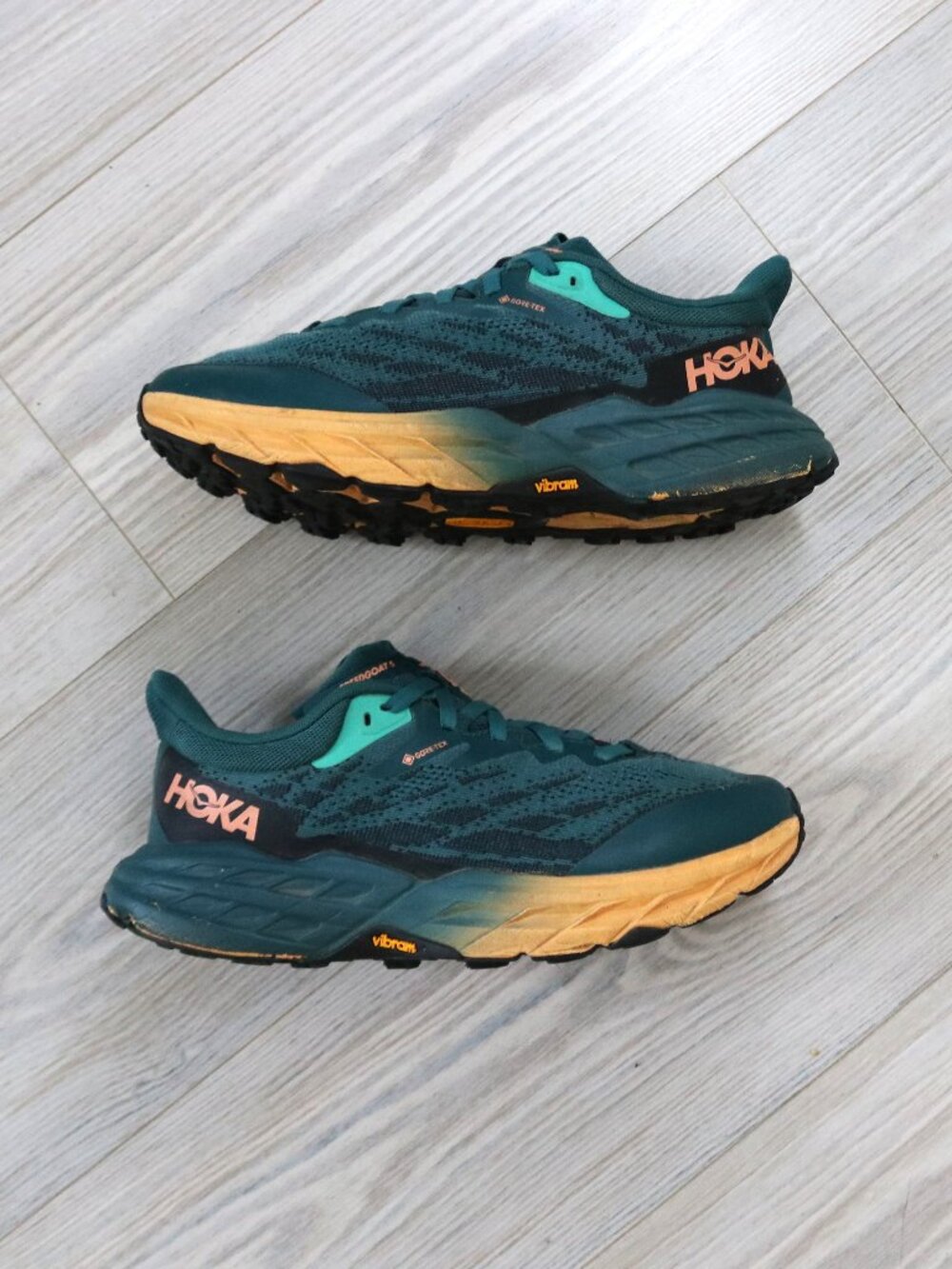 Hoka Speedgoat 5 GTX Womens 6B Green Trail Running Shoes Outdoor Hiking Sneakers